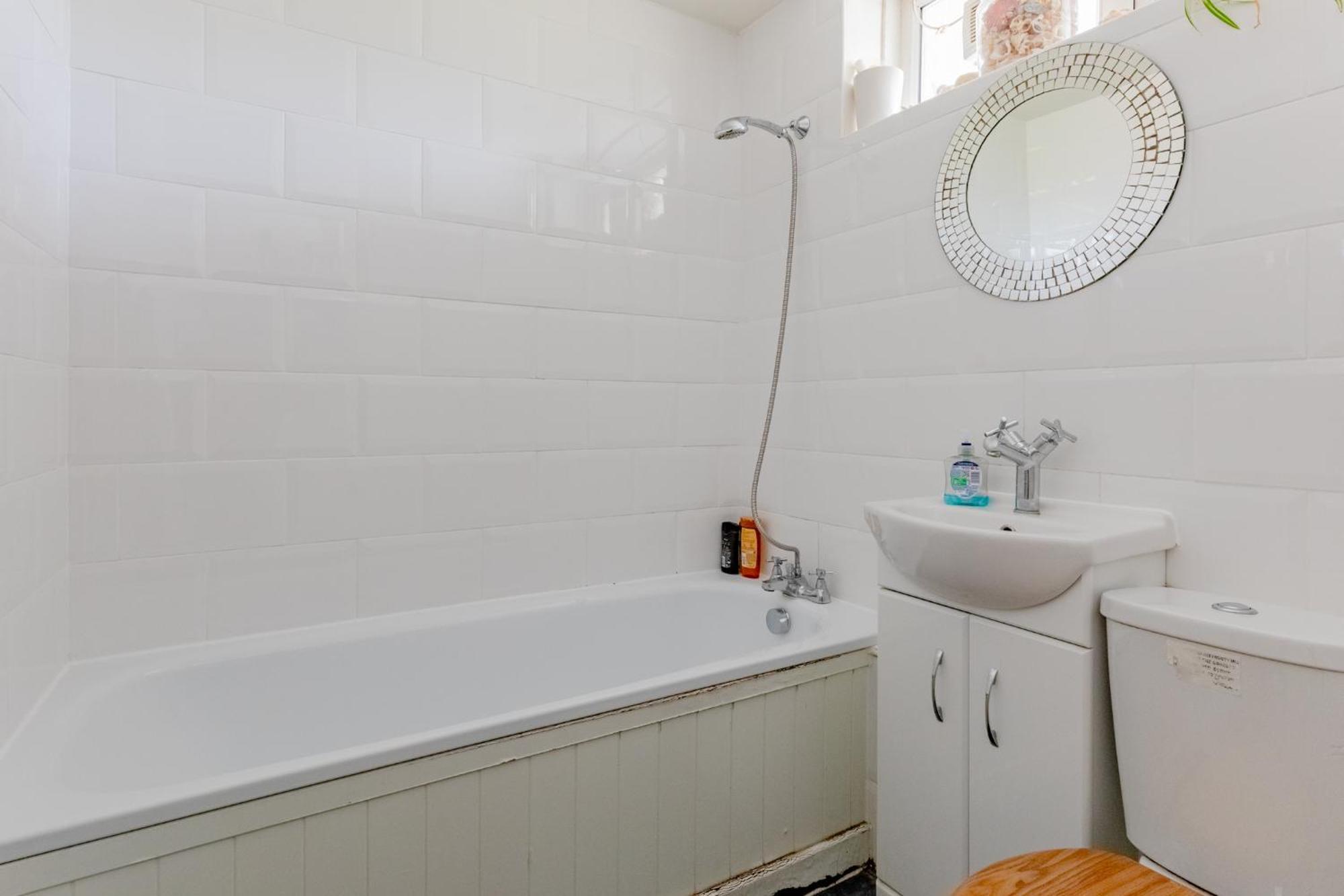 Characterful 1 Bedroom Flat Close To Dlr Λονδίνο Εξωτερικό φωτογραφία
